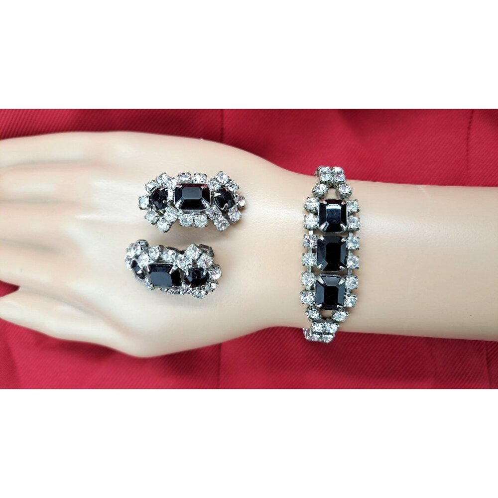 Vintage Clear Black Rhinestone Bracelet Clip-On Earrings Set Emerald Cut Costume - Picture 3 of 6